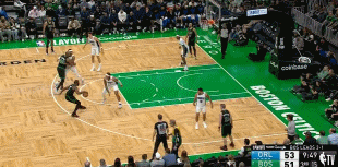 班凯罗谈第五犯：布朗打到了我的脸却吹我犯规 不清楚这什么规则