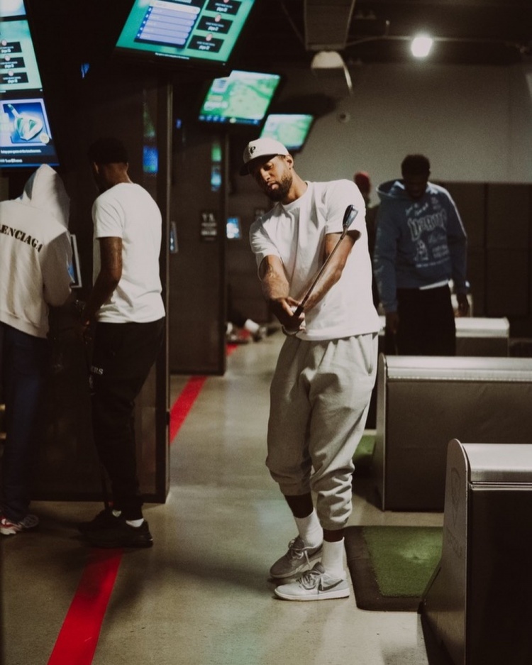 乔治：我打高尔夫被网友喷 谁会24小时都工作 乔丹也打啊